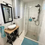 Jobb, Mint Otthon Vendeghaz Kőröshegy